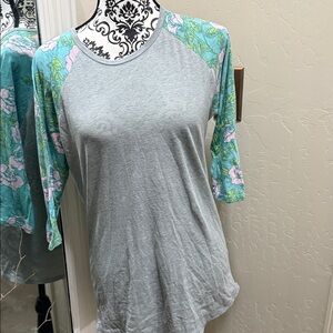 LuLaRoe Gray Top with Floral Sleeves